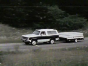 1982-gmc-trailering1