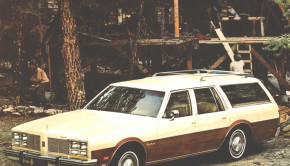 1977-oldsmobile-custom-cruiser1