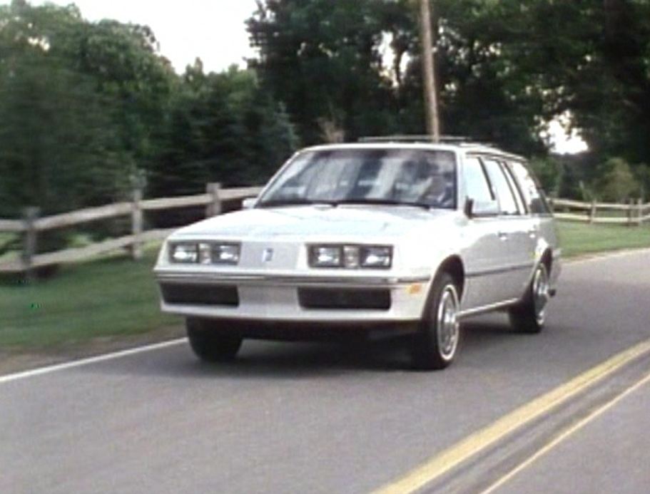 1983-Oldsmobile-Firenza2