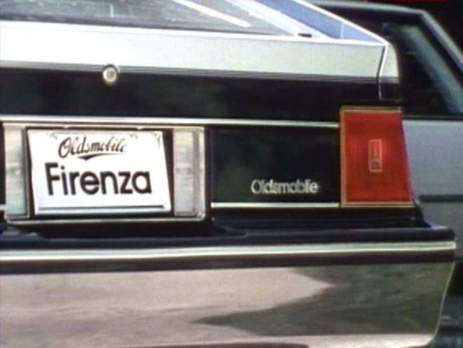 1983-Oldsmobile-Firenza3