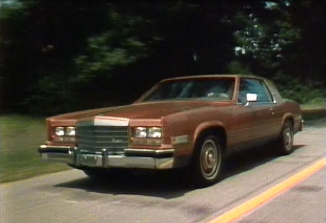 1983-caddy-features3