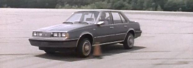 1985-oldsmobile-firenza3