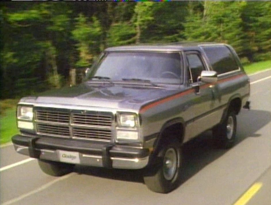 1991-dodge-ramcharger2