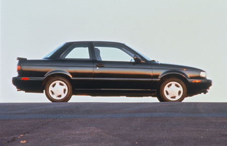 1992-Nissan-Sentra-SER
