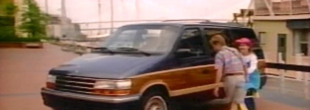 1993-plymouth-voyager1